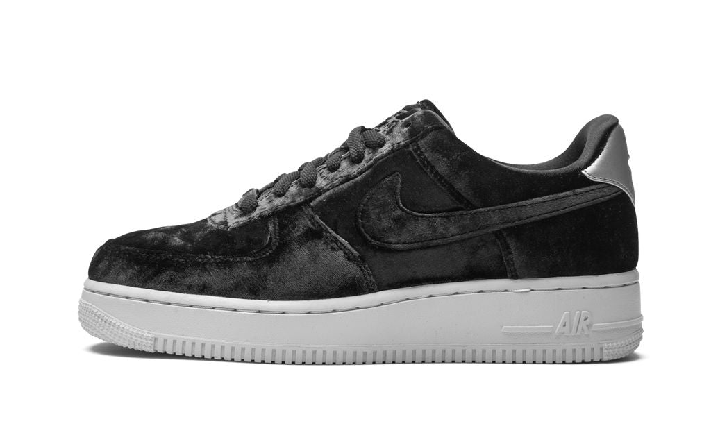 Nike Air Force 1 Low "Black Velvet"