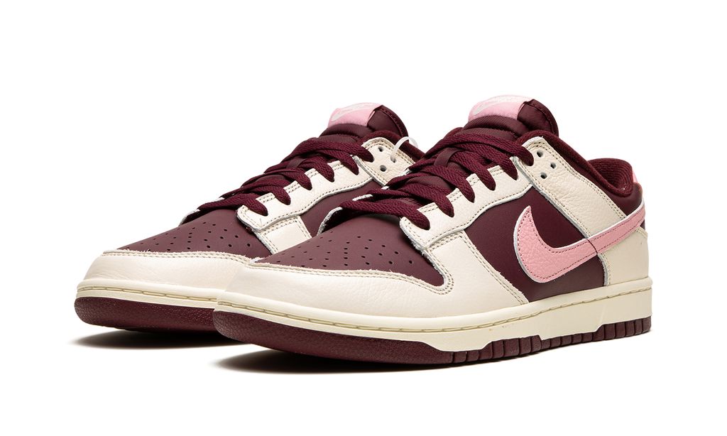Nike Dunk Low Valentine’s Day